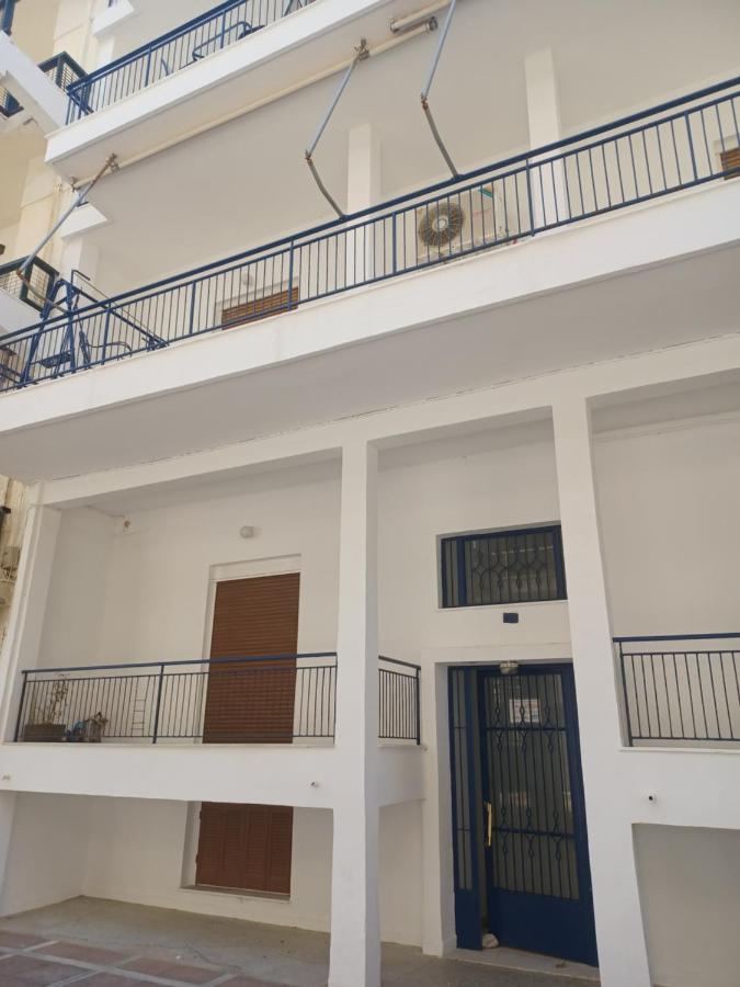 Seaside Family Apartment Loutraki Exteriér fotografie