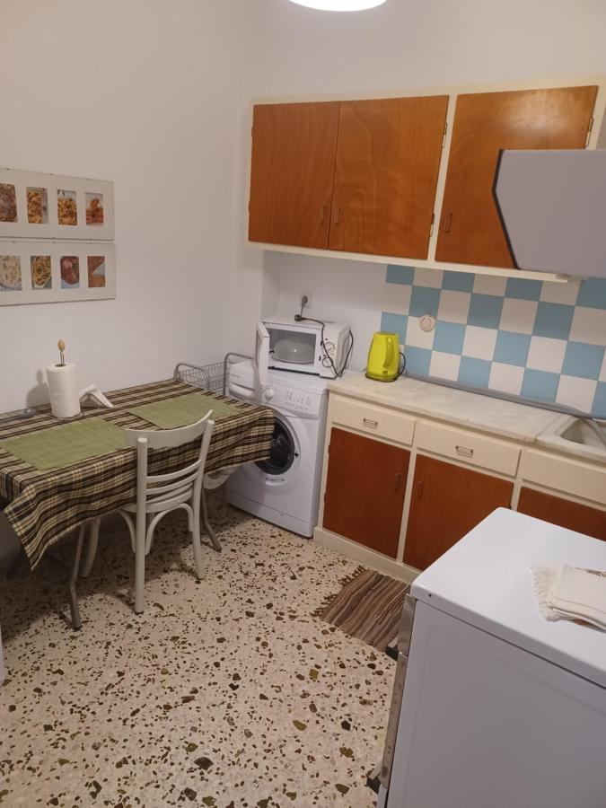 Seaside Family Apartment Loutraki Exteriér fotografie
